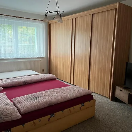 Se Spolecnym Bazenem