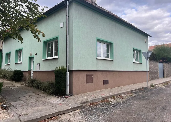 Appartamento Se Společným Bazénem Zlonice